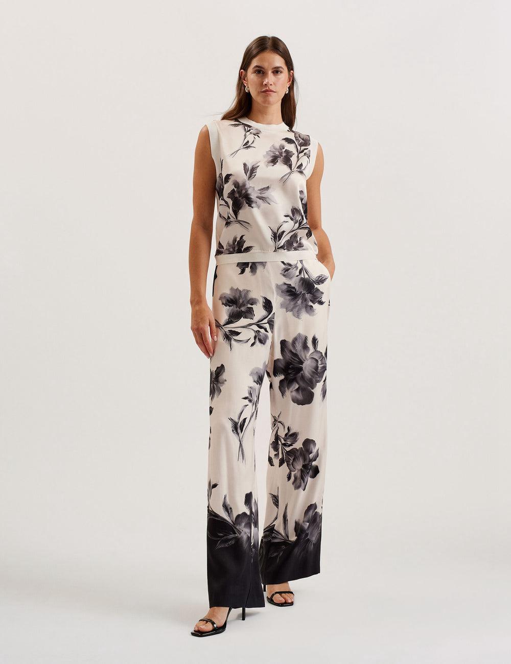 Black Women Ted Baker AWYNA - Floral Print Pull-On Wide Leg Trousers | NZ  NUMT-69104