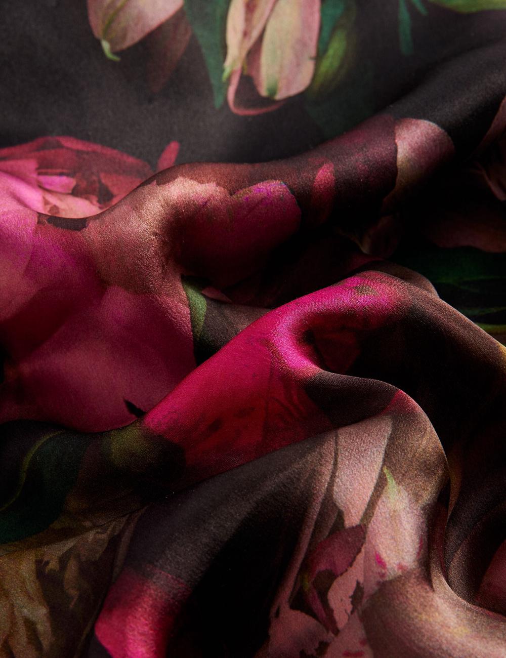 Black Women Ted Baker LEEEAA - Printed Silk Satin Square Scarves | NZ  RIBQ-94065