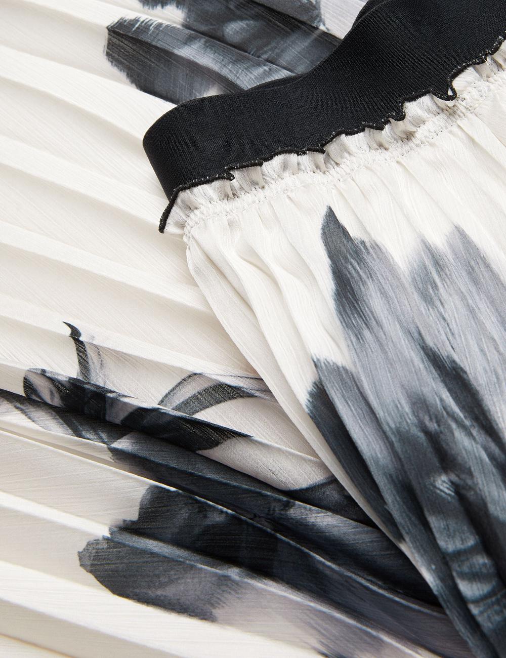 Ivory Women Ted Baker EMISTA - Monochrome Print Pleated Midi Skirts | NZ  XOUR-23049