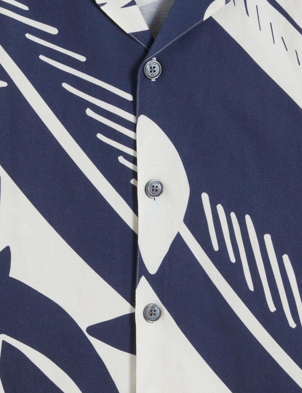 Mid-Navy Men Ted Baker HEUKELS - Short Sleeve Relaxed Fish Print Casual Shirts | NZ  AFYU-39508