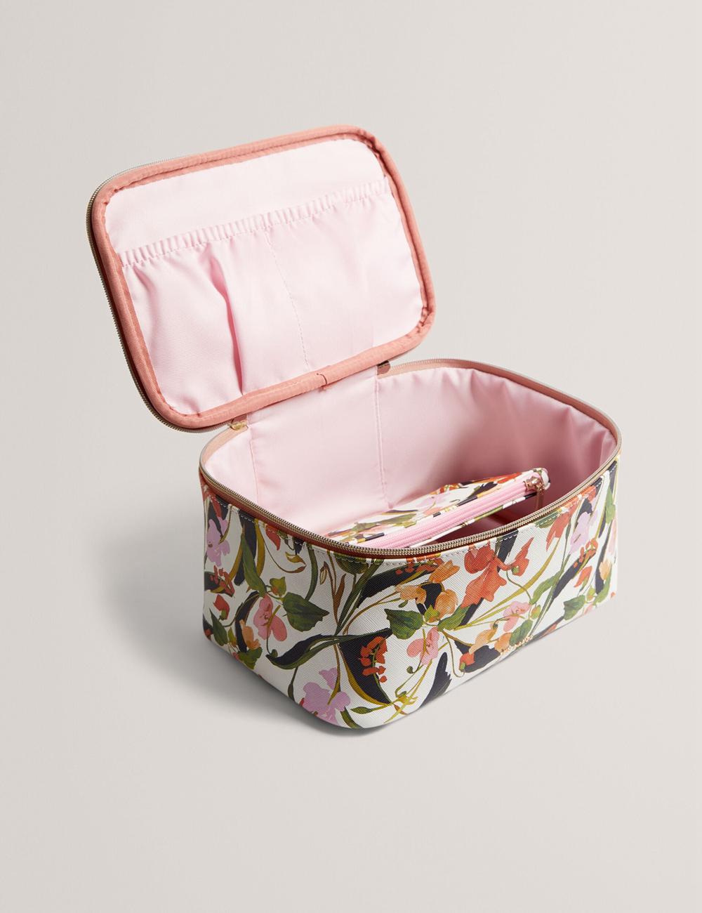 Nat-White Women Ted Baker LOUISII - Floral PU Top Handle Large Wash Bags | NZ  GEKN-54710