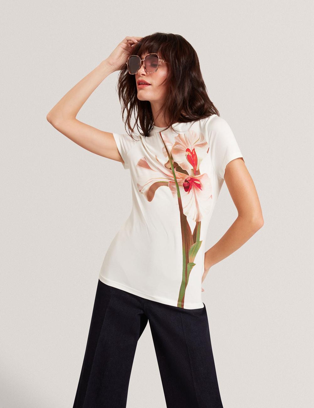 Nude-Pink Women Ted Baker MEELIEE - Floral Graphic Fitted Crew Neck T-Shirts | NZ  LFSP-68419