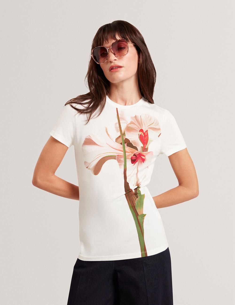 Nude-Pink Women Ted Baker MEELIEE - Floral Graphic Fitted Crew Neck T-Shirts | NZ  LFSP-68419