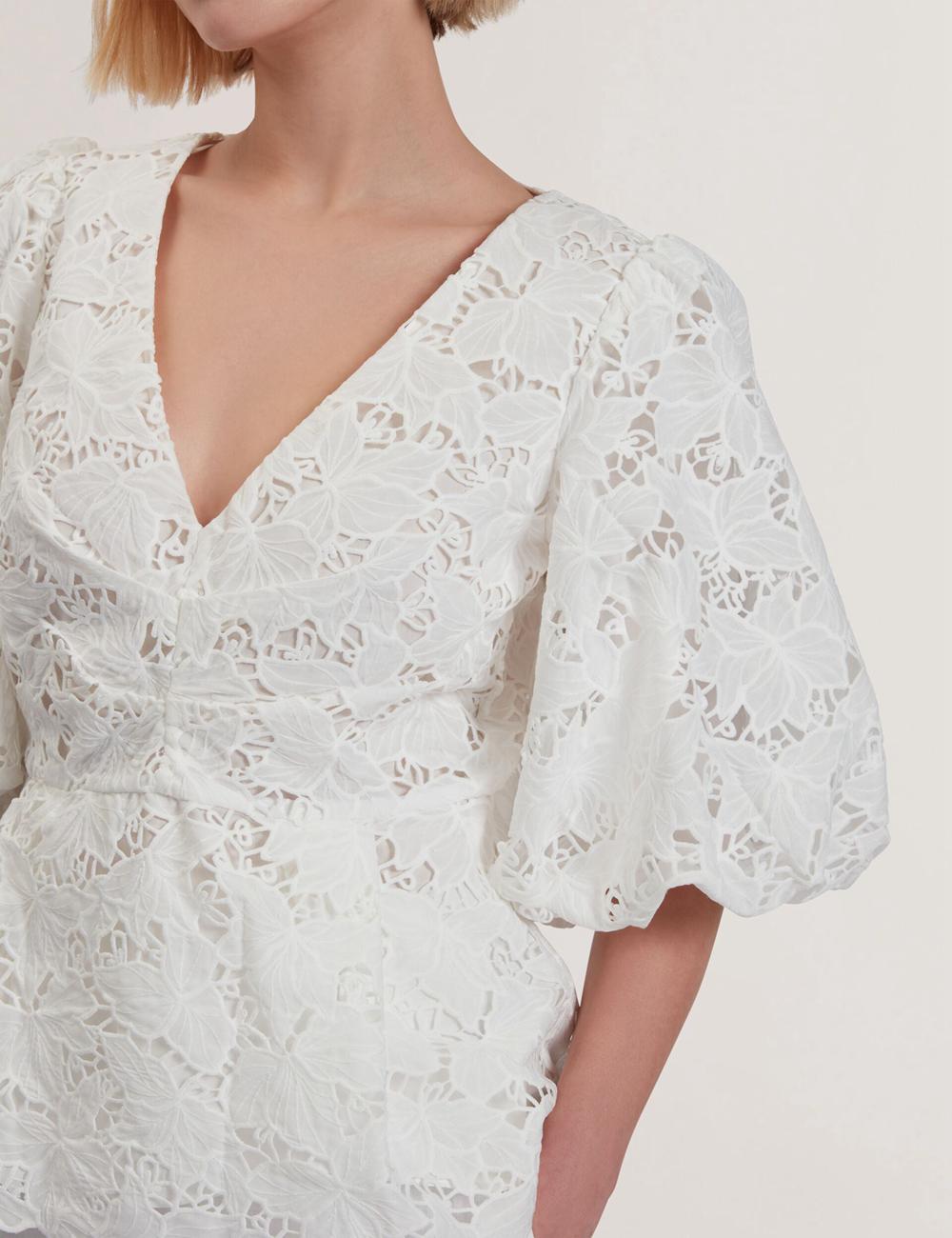 White Women Ted Baker ELLARI - Lace Puff Sleeve V-Neck Peplum Tops | NZ  RNIV-27105